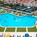 Luxpool * Albufeira