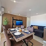 Luxpool Διαμέρισμα